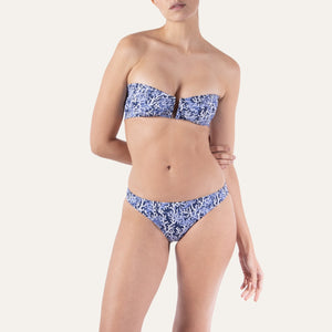 Traditional Slip Coral Deep - K A M P O S