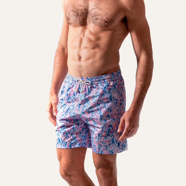 شورت سباحة طويل باللون الأحمر المرجاني