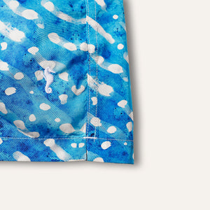 شورت سباحة بطبعة قرش الحوت