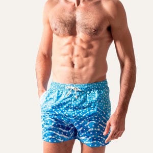 شورت سباحة بطبعة قرش الحوت